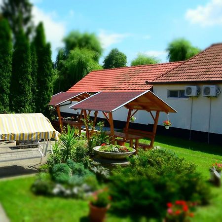 La Siesta Bogacs Apartman Bagian luar foto